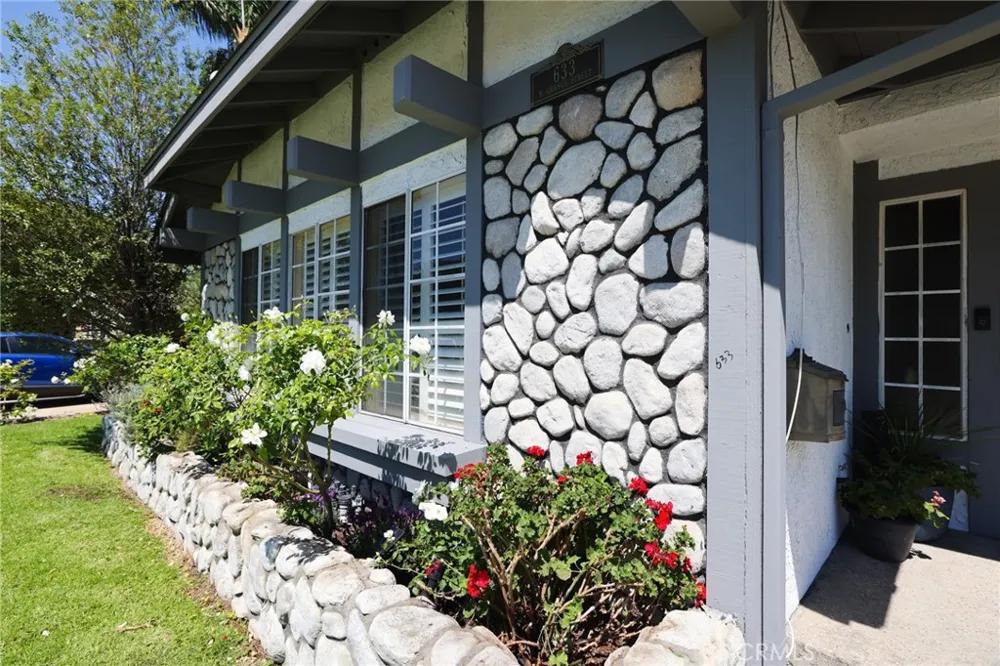 633 Orange Street Orange, CA 92867