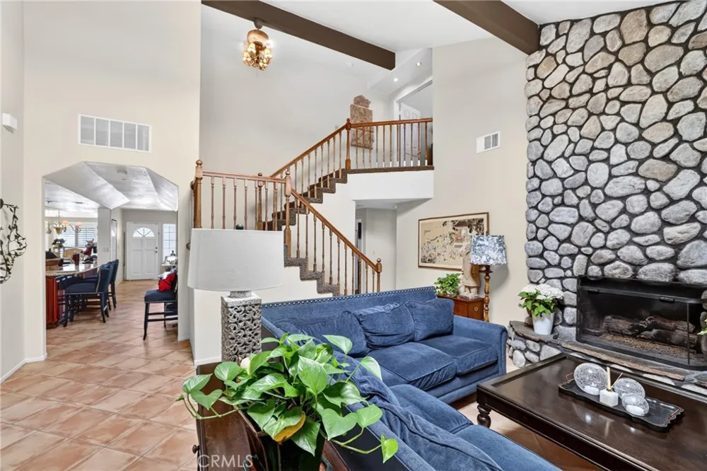 633 Orange Street Orange, CA 92867