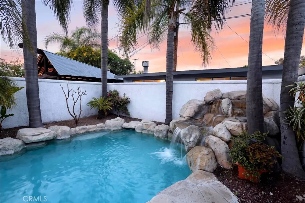 633 Orange Street Orange, CA 92867
