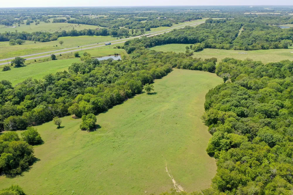 US Hwy 82 Bells, TX 75414
