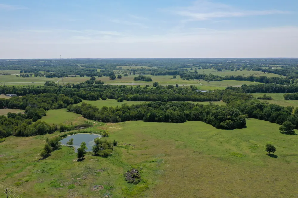 US Hwy 82 Bells, TX 75414