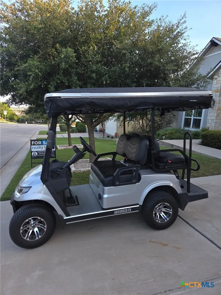 309 Hopping Peach Street San Marcos, TX 78666