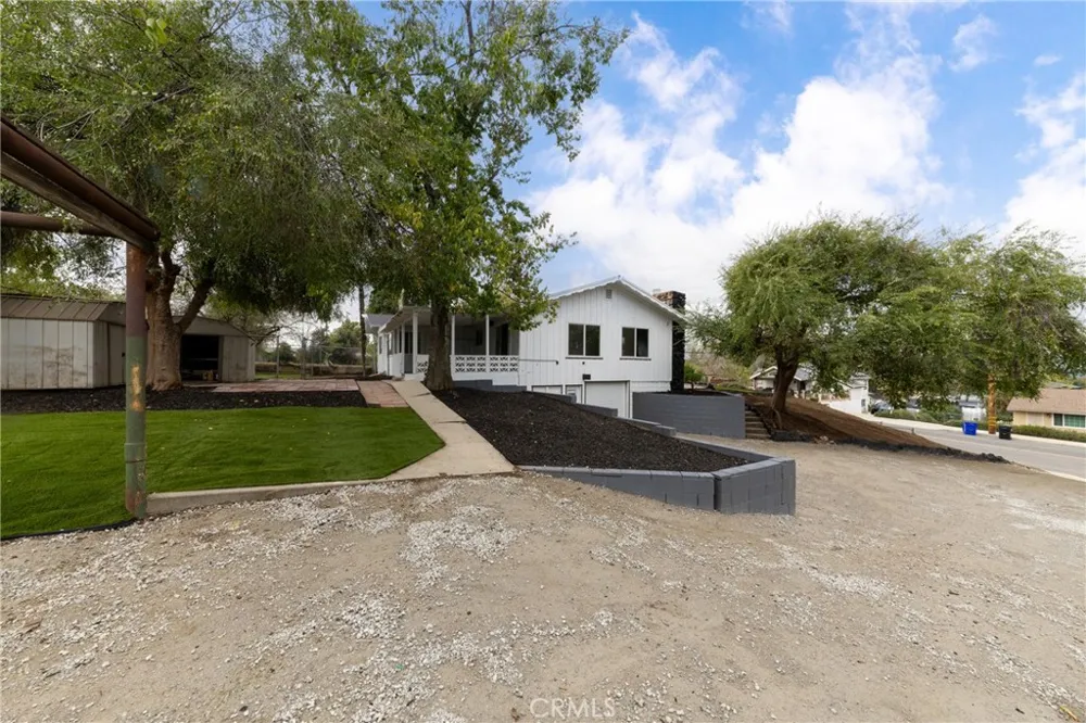 12449 6th Yucaipa, CA 92399