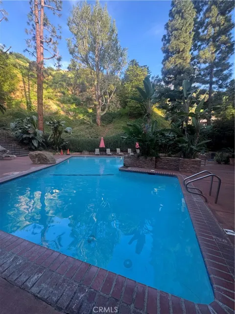 2700 Cahuenga Boulevard E #4223