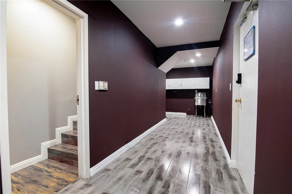 5401 Zelzah #115 Encino, CA 91316