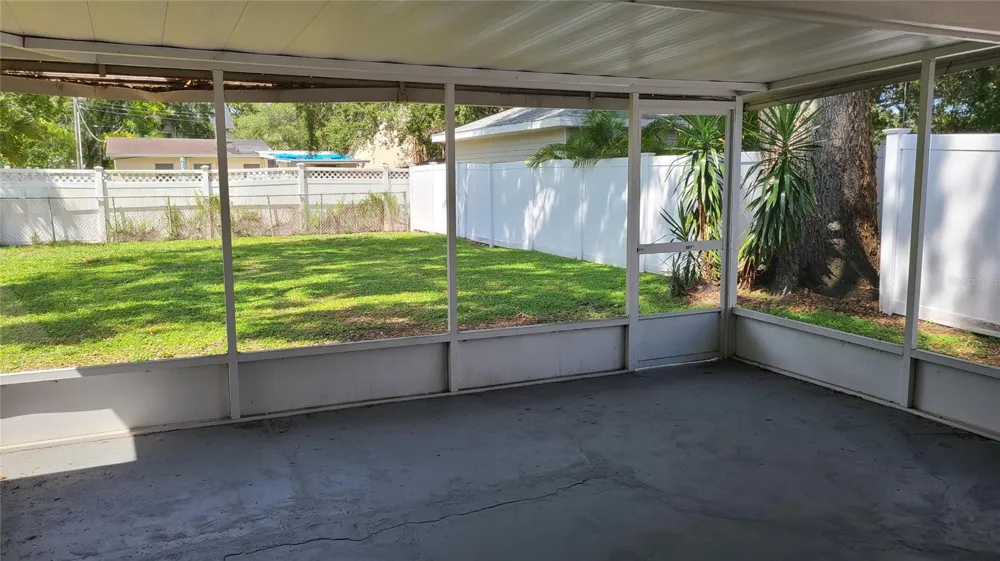 3817 W SAN RAFAEL STREET Tampa, FL 33629