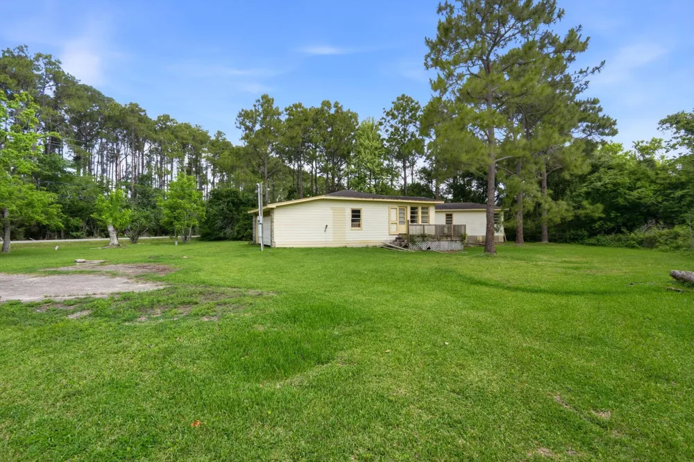 4931 Avenue T Santa Fe, TX 77510
