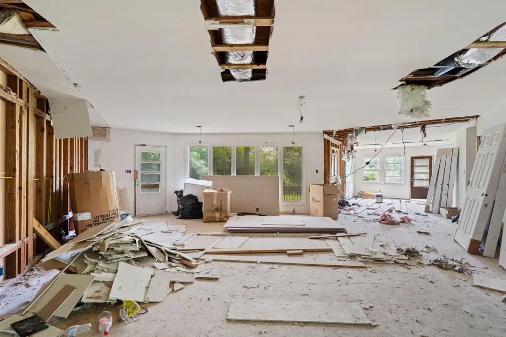 4931 Avenue T Santa Fe, TX 77510