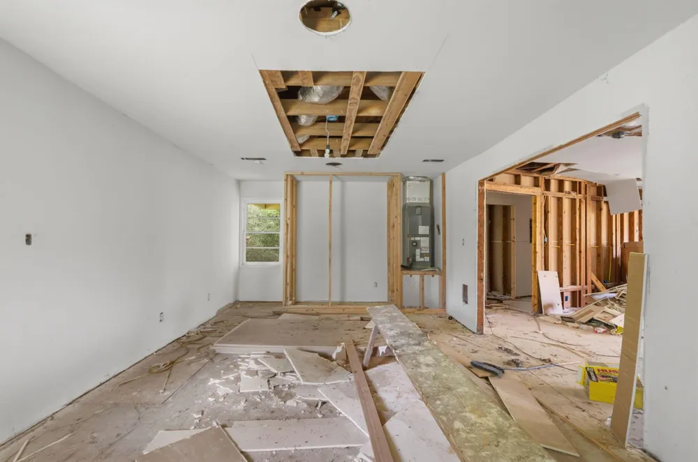 4931 Avenue T Santa Fe, TX 77510