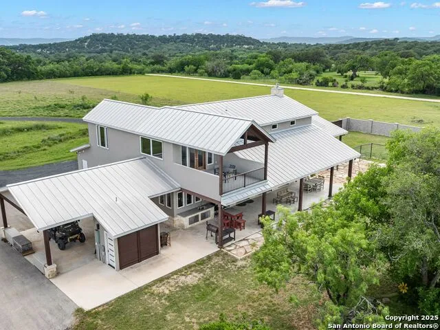 497 Cypress Falls Utopia, TX 78884