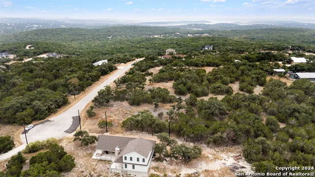 1319 DAVID CROCKETT Fischer, TX 78623