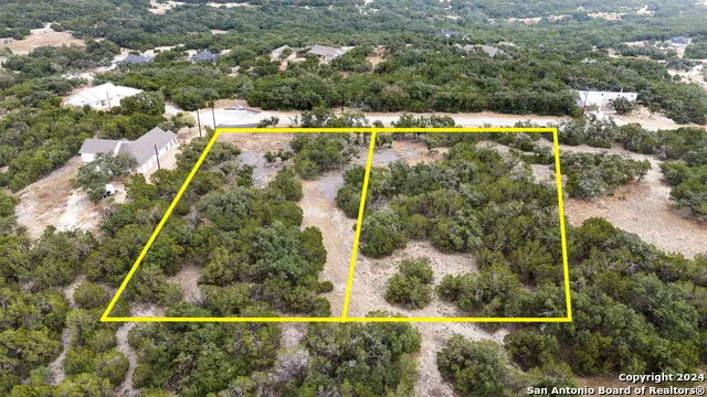 1319 DAVID CROCKETT Fischer, TX 78623