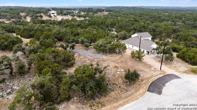 1319 DAVID CROCKETT Fischer, TX 78623