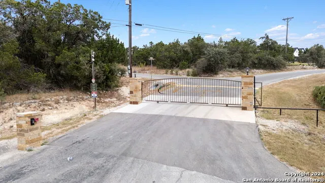 1319 DAVID CROCKETT Fischer, TX 78623