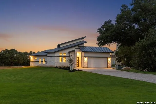 118 Cap Rock Horseshoe Bay, TX 78657