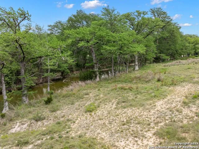 497 Cypress Falls Utopia, TX 78884