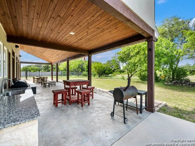 497 Cypress Falls Utopia, TX 78884