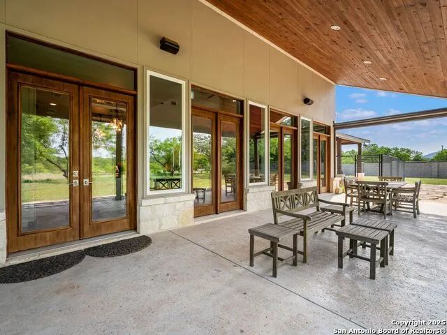 497 Cypress Falls Utopia, TX 78884