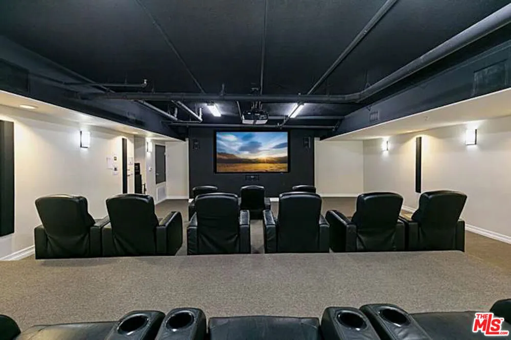 3750 W Santa Rosalia Drive #214 Los Angeles, CA 90008