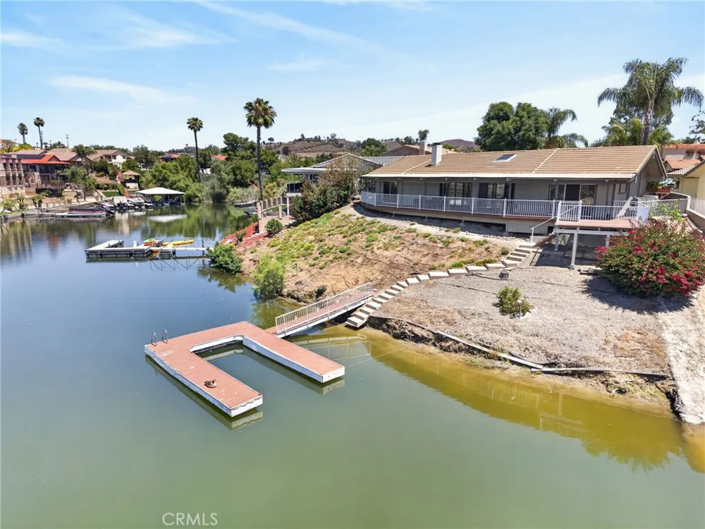 30199 Windward Drive Canyon Lake, CA 92587