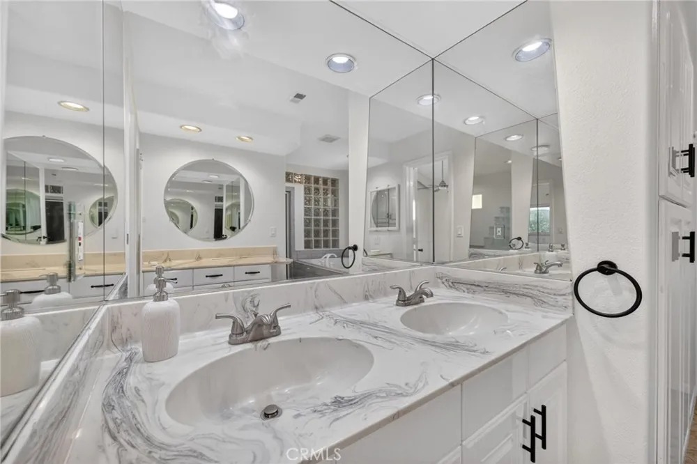 30199 Windward Drive Canyon Lake, CA 92587