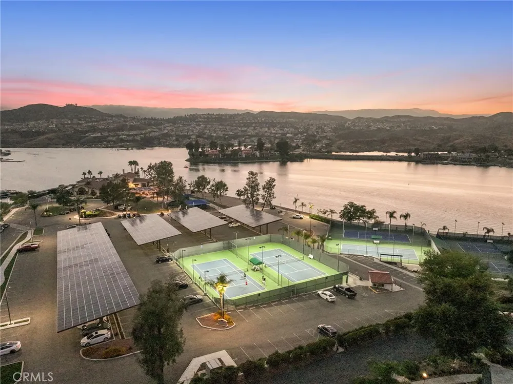 30199 Windward Drive Canyon Lake, CA 92587