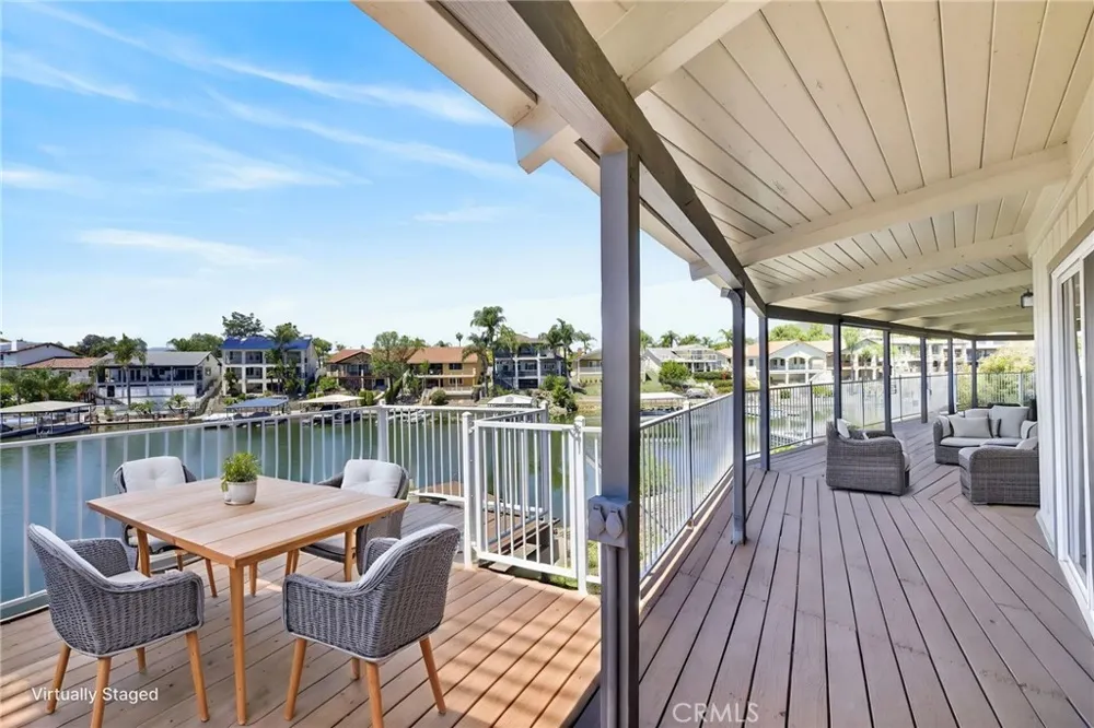 30199 Windward Drive Canyon Lake, CA 92587