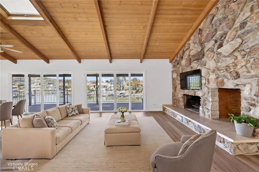 30199 Windward Drive Canyon Lake, CA 92587