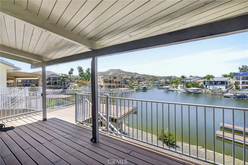 30199 Windward Drive Canyon Lake, CA 92587