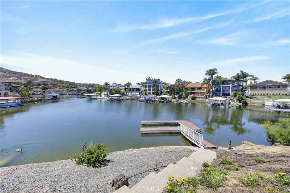 30199 Windward Drive Canyon Lake, CA 92587