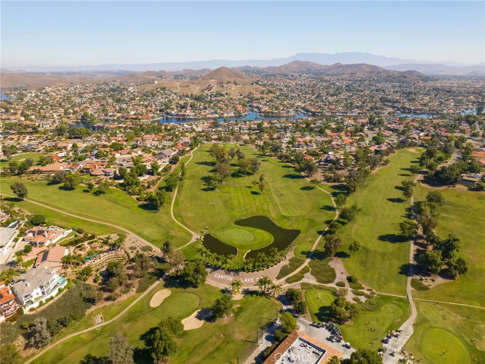 30199 Windward Drive Canyon Lake, CA 92587