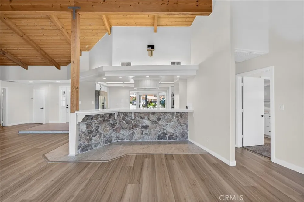 30199 Windward Drive Canyon Lake, CA 92587