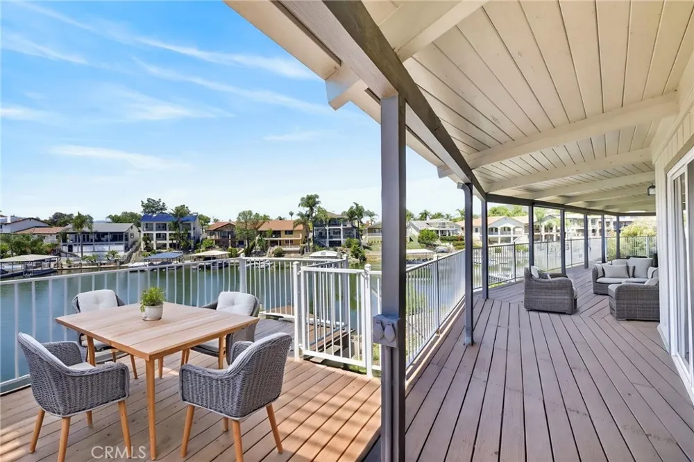 30199 Windward Drive Canyon Lake, CA 92587