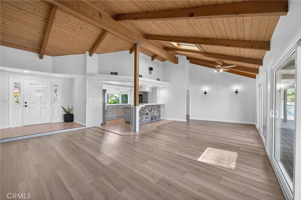 30199 Windward Drive Canyon Lake, CA 92587