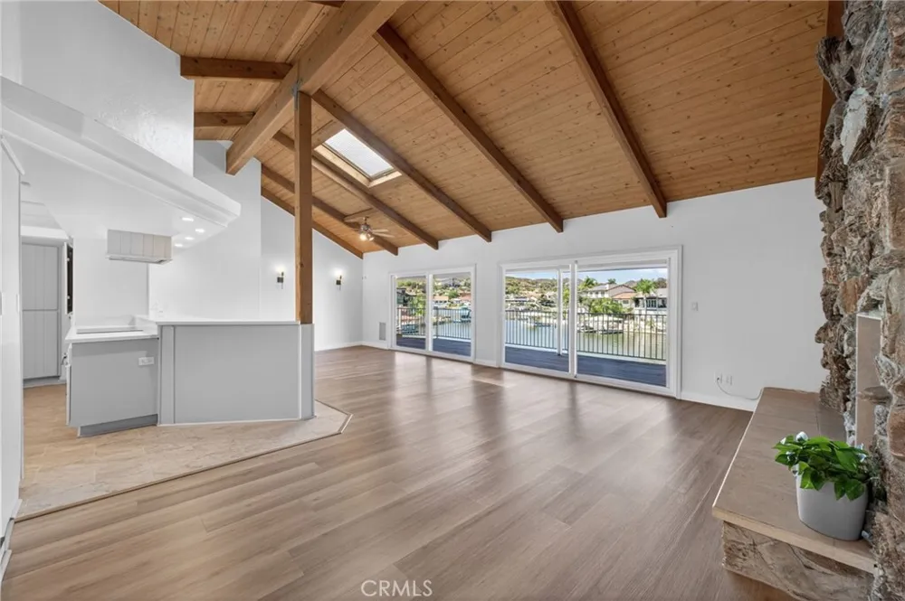 30199 Windward Drive Canyon Lake, CA 92587