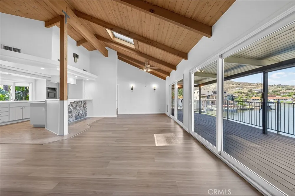 30199 Windward Drive Canyon Lake, CA 92587
