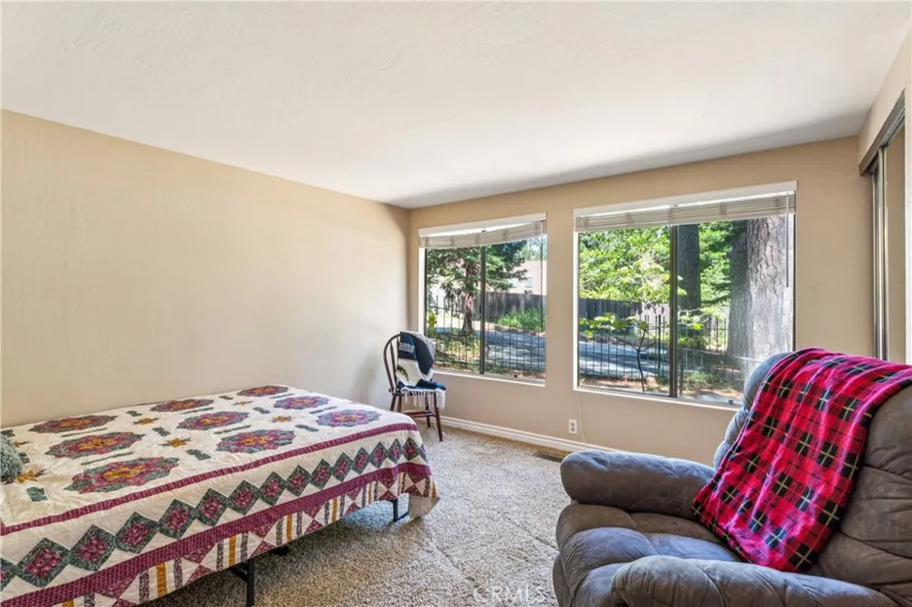 27821 Peninsula #315 Lake Arrowhead, CA 92352