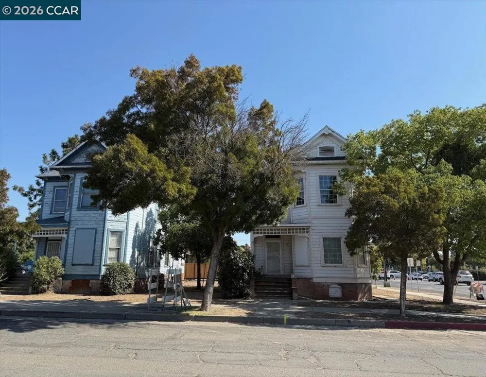 151 S 3Rd Ave Oakdale, CA 95361