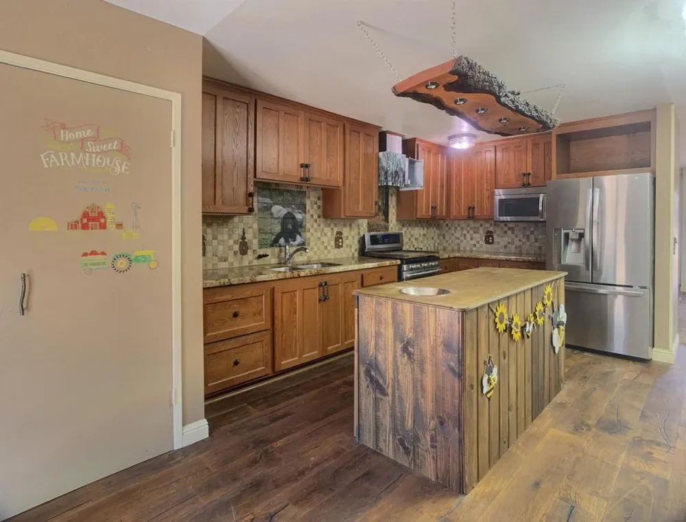 12706 Julian Ave Lakeside, CA 92040