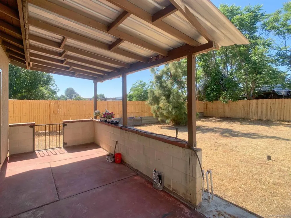12706 Julian Ave Lakeside, CA 92040