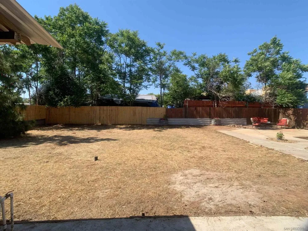 12706 Julian Ave Lakeside, CA 92040