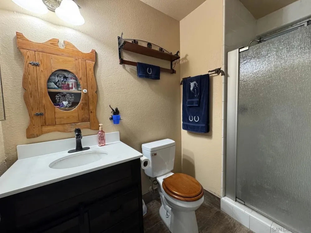 12706 Julian Ave Lakeside, CA 92040