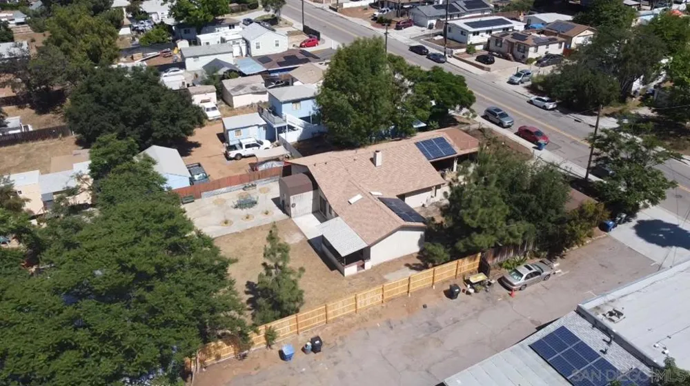 12706 Julian Ave Lakeside, CA 92040