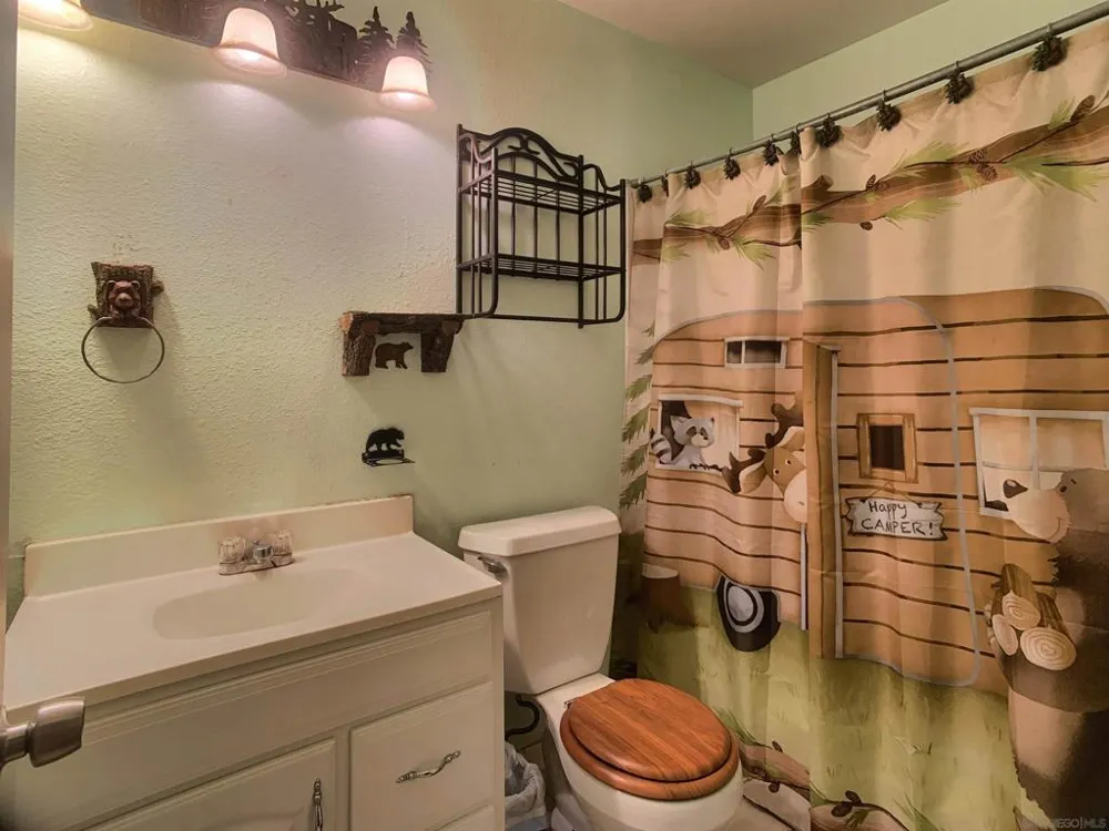 12706 Julian Ave Lakeside, CA 92040