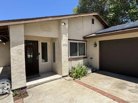 12706 Julian Ave