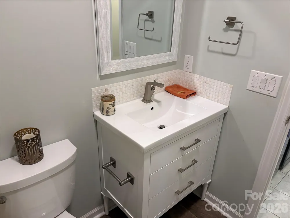 610 Britton Creek Drive Hendersonville, NC 28791