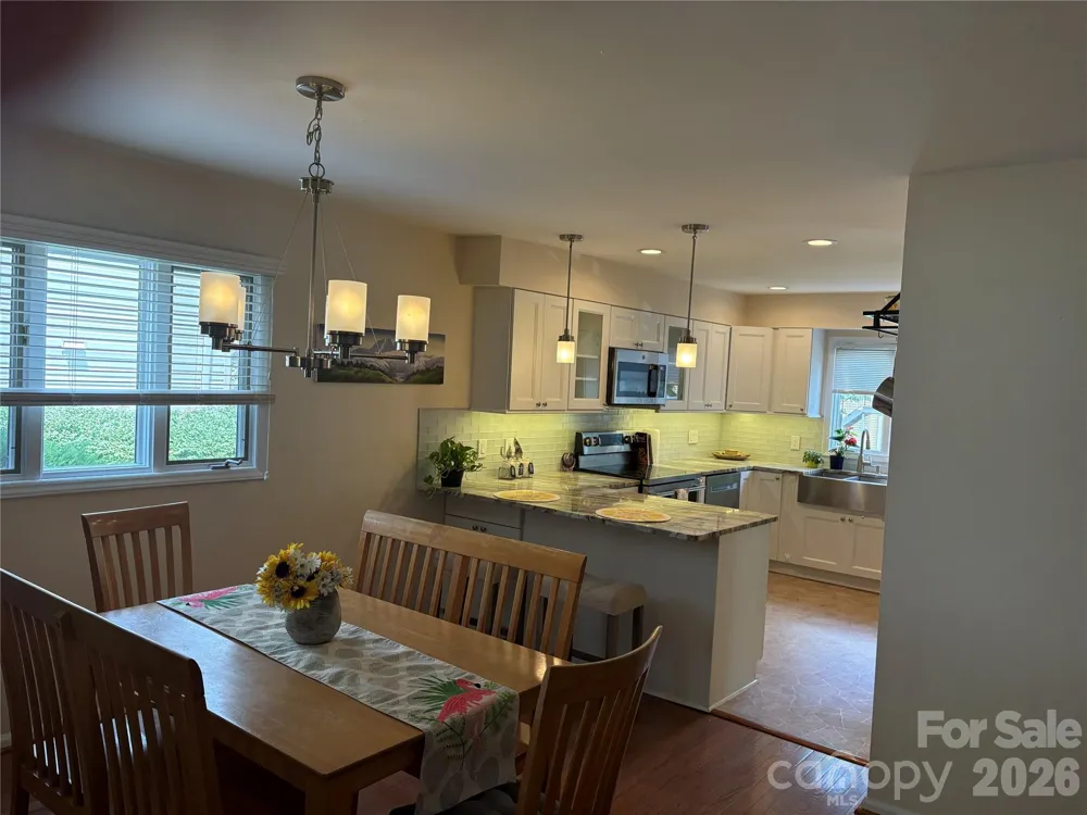 610 Britton Creek Drive Hendersonville, NC 28791