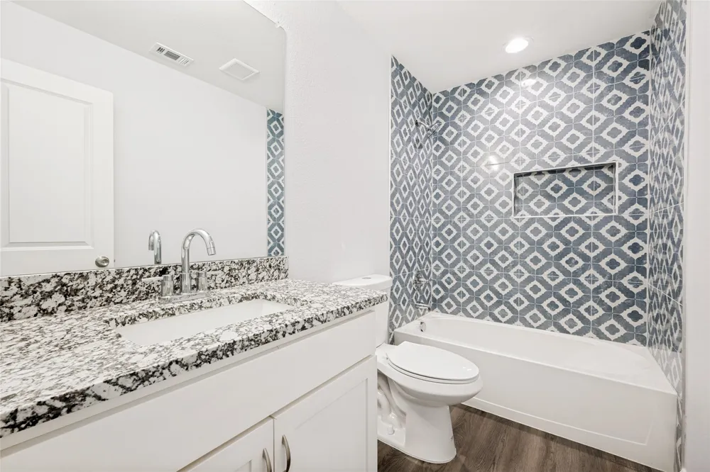 121 County Road 3471 Paradise, TX 76073