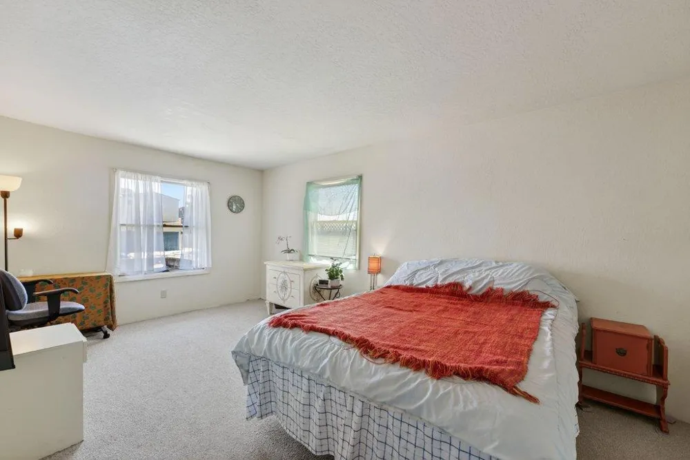 1010 Pelton Avenue Santa Cruz, CA 95060