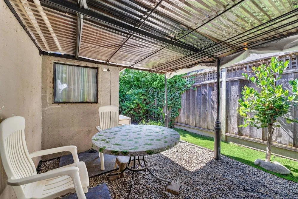 1010 Pelton Avenue Santa Cruz, CA 95060